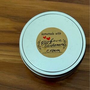 Homemade Candle- Black Cardamom Scented (8 oz)